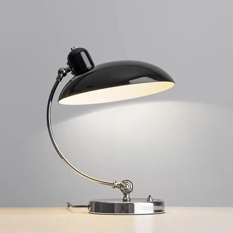 Modern Cordless Iron Desk Lamp - đánh giá và giá Solar Lamp