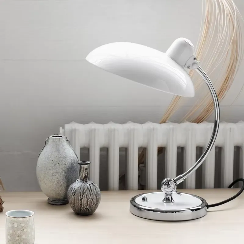 Modern Cordless Iron Desk Lamp - đánh giá và giá Solar Lamp
